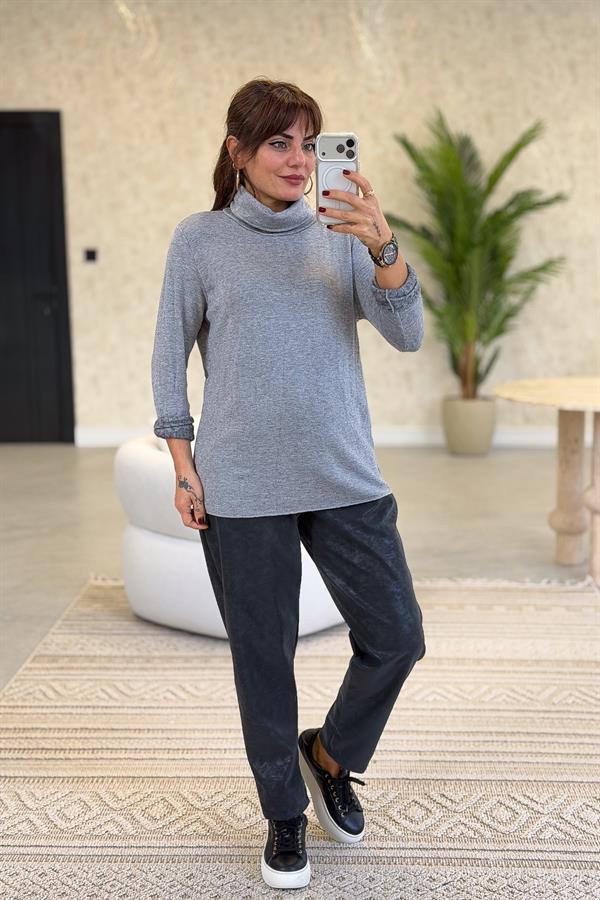İçi Jardonlu Düz Basic Balıkçı Yaka Triko Gri Renk