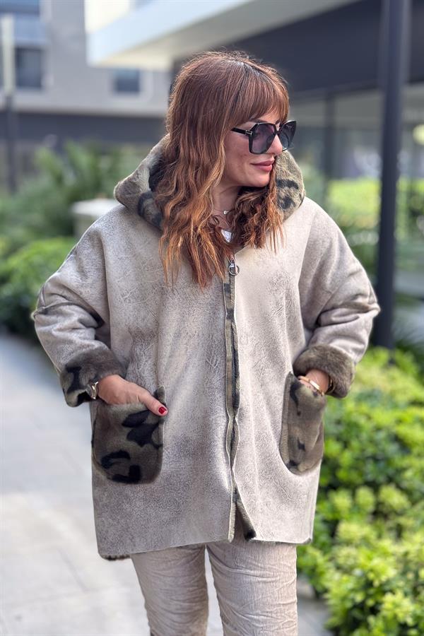 İçi Kamuflaj Desenli Güderi Kaban Bej Renk