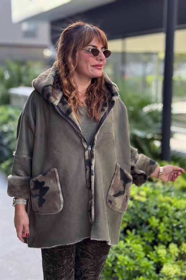 İçi Kamuflaj Desenli Güderi Kaban Haki Renk