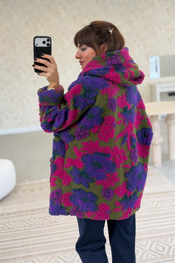 İri Çiçek Kabartmalı Keçe Kaban Fıstık Yeşil Renk