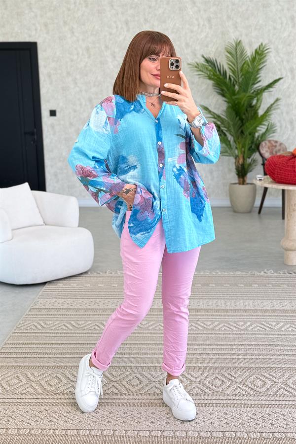 İri Pembe Çiçekli Hakim Yaka Pamuklu Gömlek Turkuaz Renk