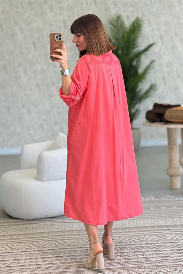 Kabartma Çiçekli Pamuklu Gömlek Elbise Mercan Renk