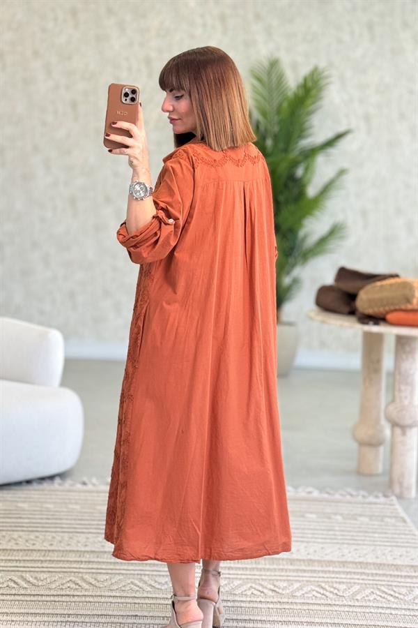 Kabartma Çiçekli Pamuklu Gömlek Elbise Kiremit Renk