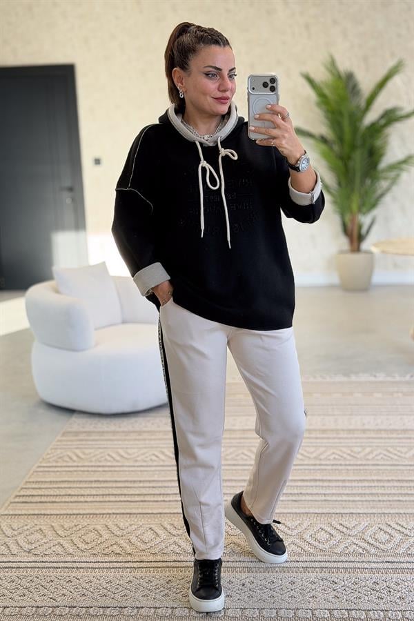 Kabartma Yazı Detaylı Çelik Örgü Kapüşonlu Sweet Siyah Renk