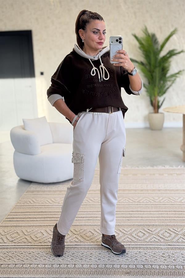 Kabartma Yazı Detaylı Çelik Örgü Kapüşonlu Sweet Acı Kahve Renk