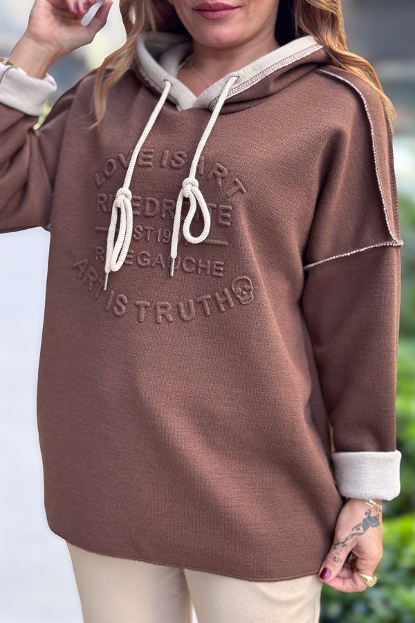 Kabartma Yazı Detaylı Çelik Örgü Kapüşonlu Sweet Kızılkahve Renk