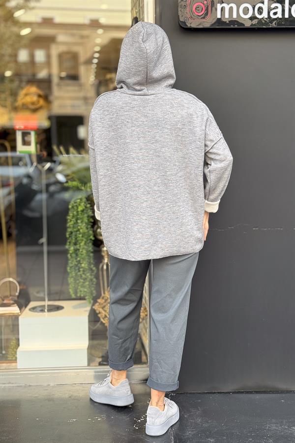 Kabartma Yazı Detaylı Çelik Örgü Kapüşonlu Sweet Gri Renk