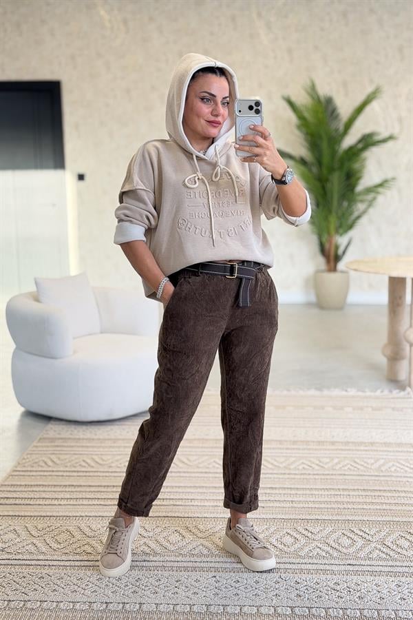 Kabartma Yazı Detaylı Çelik Örgü Kapüşonlu Sweet Koyu Bej Renk