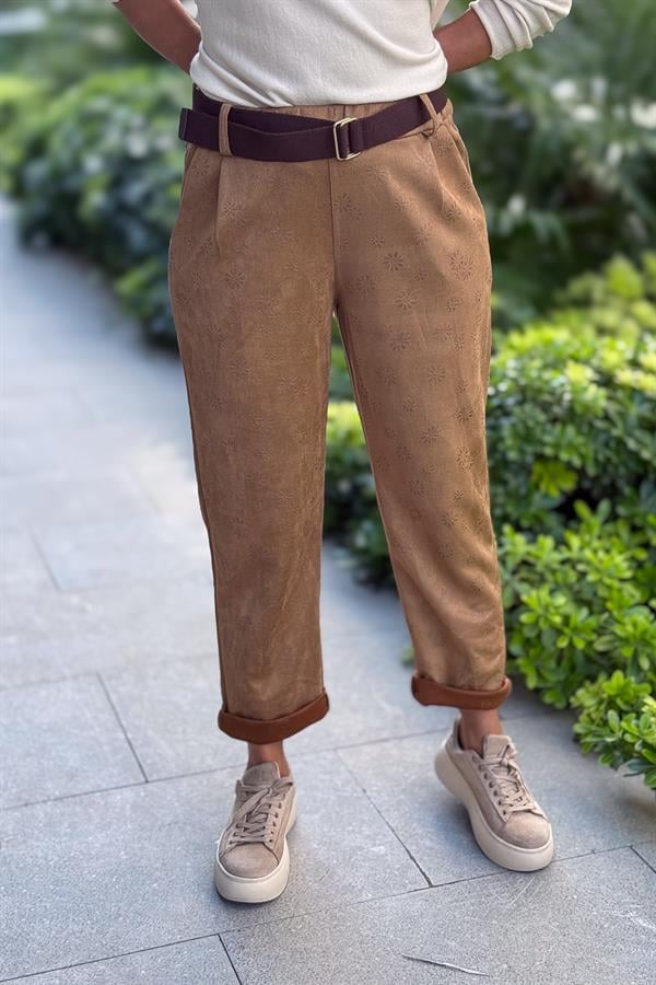 Kahve Kemerli Papatya Baskılı Güderi Pantolon Taba Renk