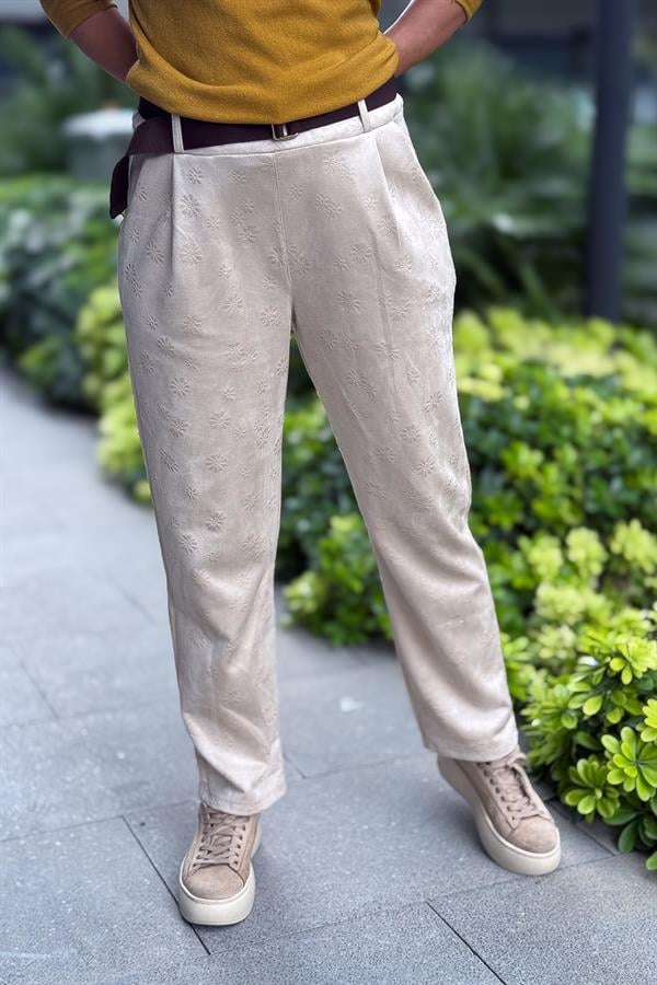 Kahve Kemerli Papatya Baskılı Güderi Pantolon Bej Renk