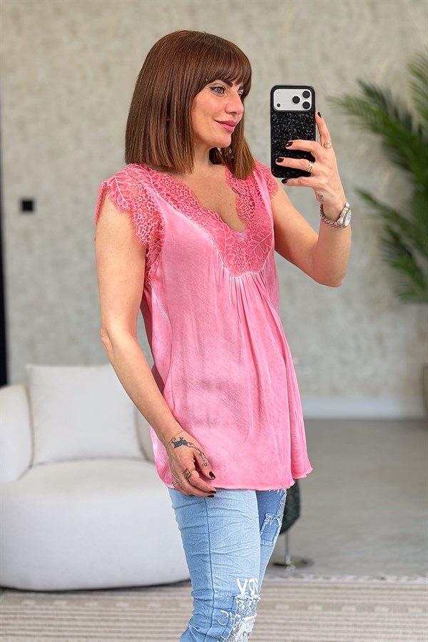 Kalın Askılı Dantel Detaylı Badi Mercan Renk