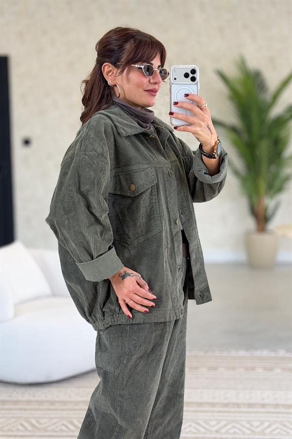 Kalın Fitilli Çift Cepli Gömlekli Alt Üst Kadife Takım Haki Renk