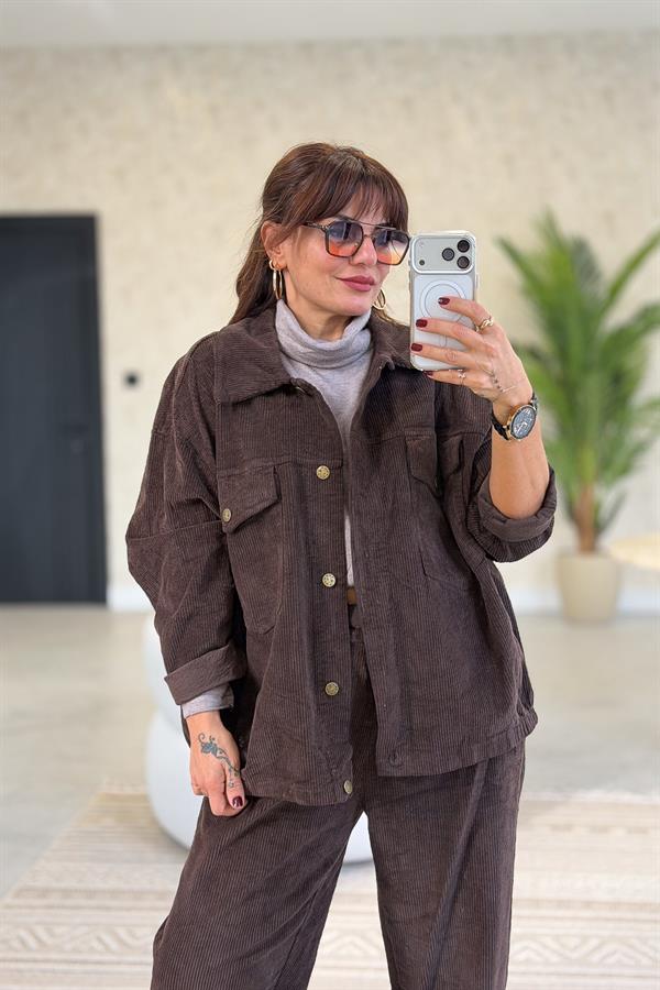 Kalın Fitilli Çift Cepli Gömlekli Alt Üst Kadife Takım Acı Kahve Renk