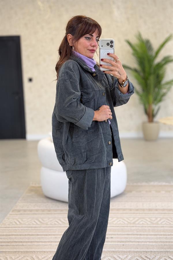 Kalın Fitilli Çift Cepli Gömlekli Alt Üst Kadife Takım Füme Renk