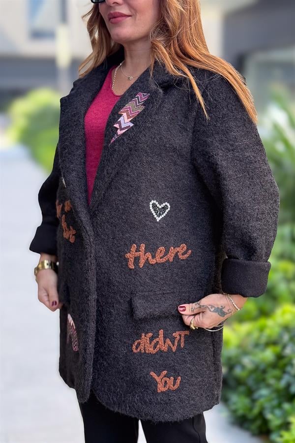 Kalp Detaylı Keçe Blazer Ceket Siyah Renk