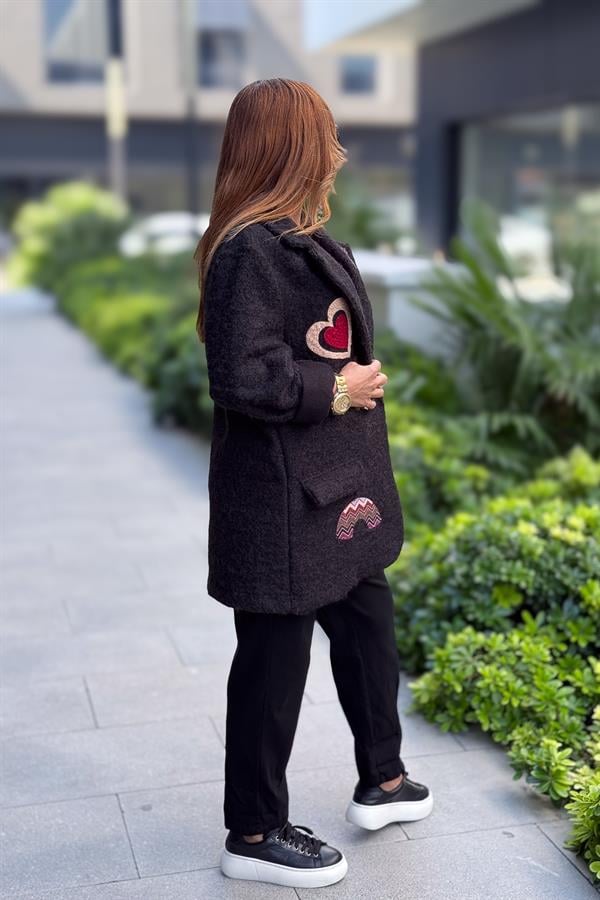 Kalp Detaylı Keçe Blazer Ceket Siyah Renk