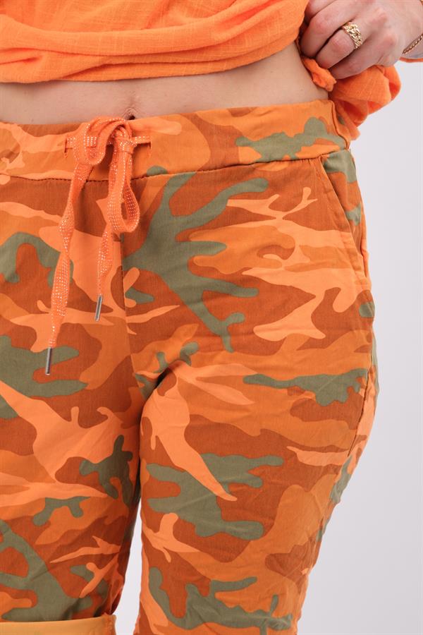 Kamuflaj Desen Likralı Şort Turuncu Renk