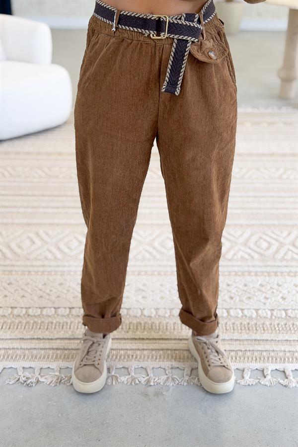 Kapak Cep Detaylı Premium Kadife Pantolon Camel Renk