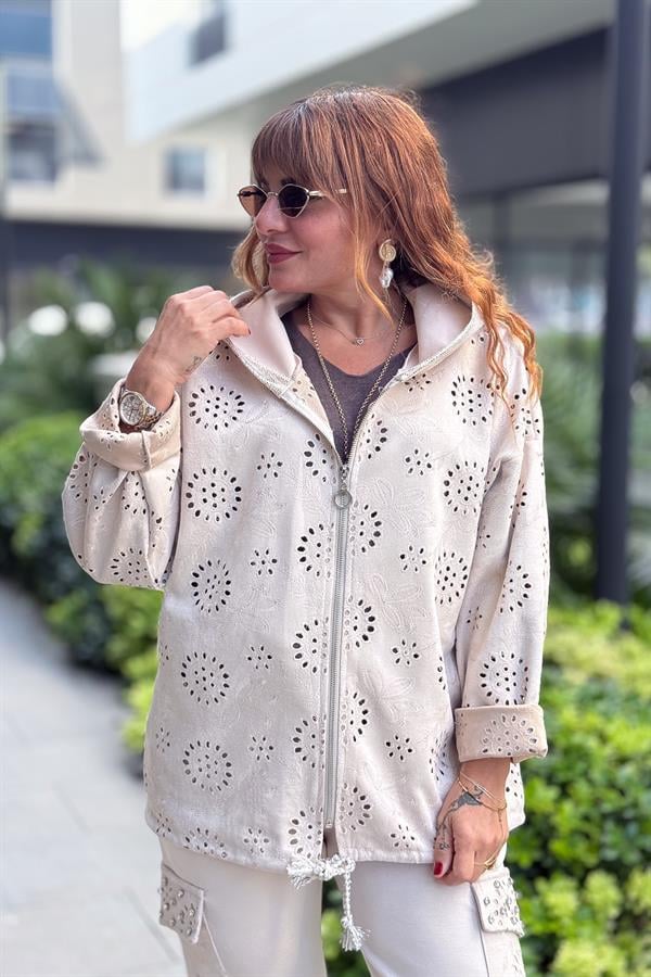 Kapüşonu Laklı Güderi Fistolu Ceket Bej Renk