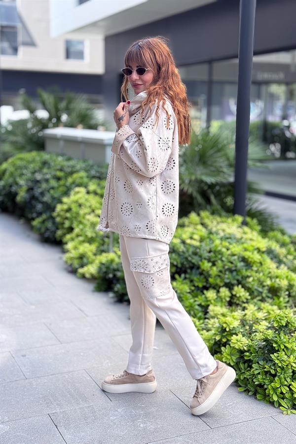 Kapüşonu Laklı Güderi Fistolu Ceket Bej Renk