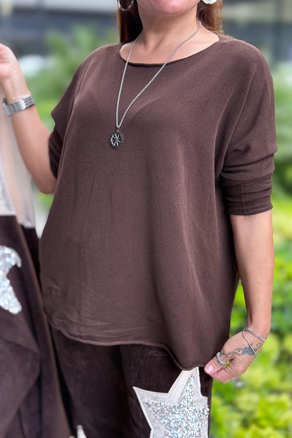 Kayık Yaka Kuzu Yünü Triko Acı Kahve Renk