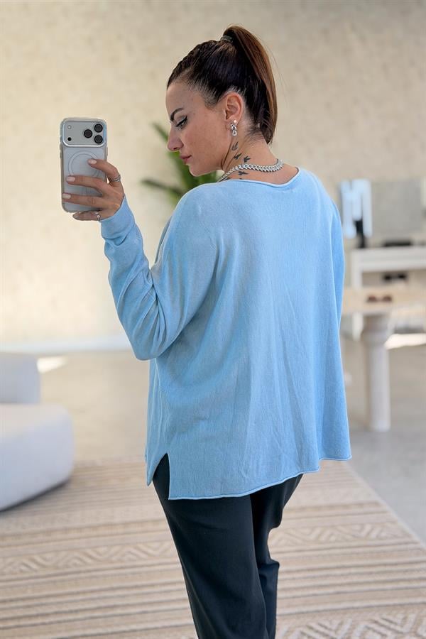 Kayık Yaka Kuzu Yünü Triko Bebe Mavi Renk