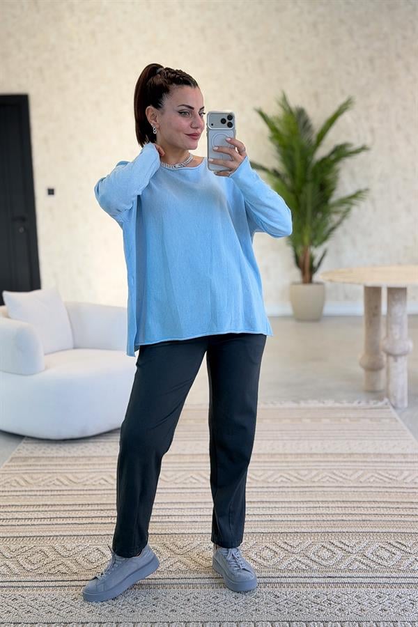 Kayık Yaka Kuzu Yünü Triko Bebe Mavi Renk