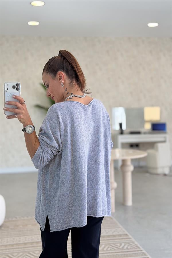 Kayık Yaka Kuzu Yünü Triko Melanj Gri Renk