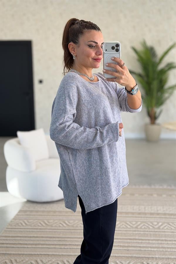 Kayık Yaka Kuzu Yünü Triko Melanj Gri Renk