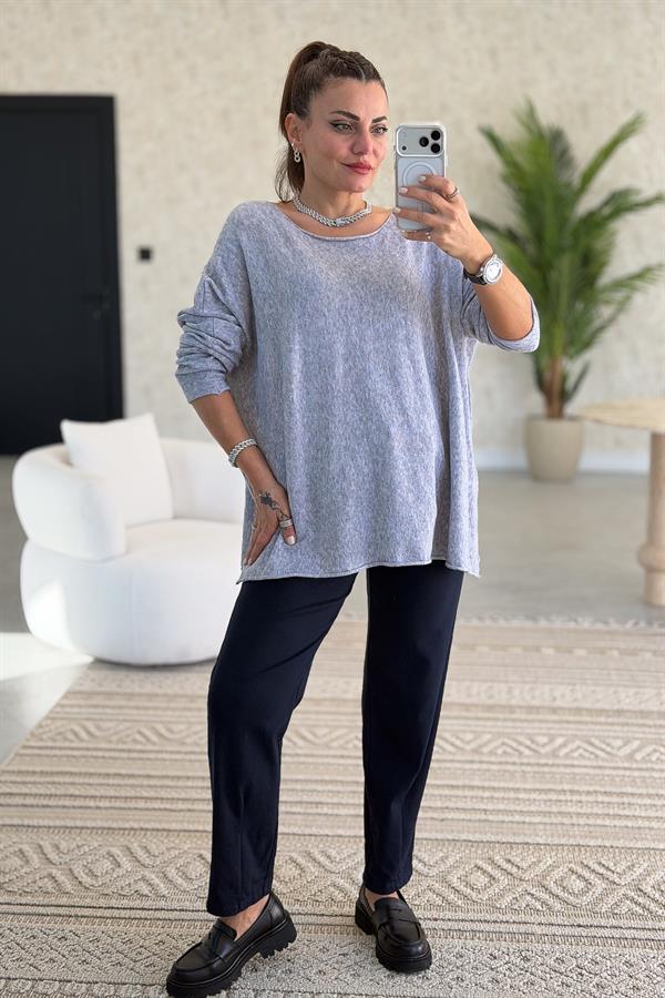 Kayık Yaka Kuzu Yünü Triko Melanj Gri Renk