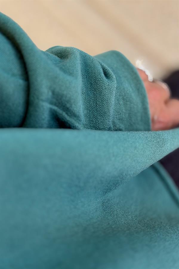 Kayık Yaka Kuzu Yünü Triko Mint Renk