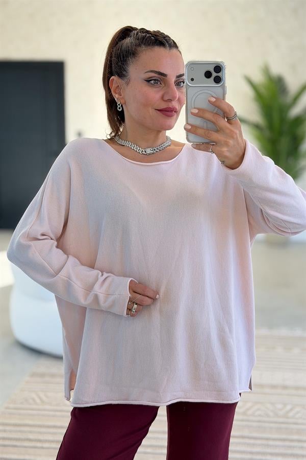 Kayık Yaka Kuzu Yünü Triko Pudra Renk