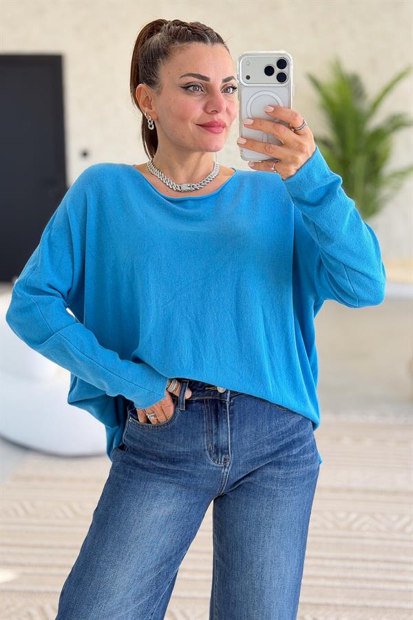 Kayık Yaka Kuzu Yünü Triko Turkuaz Renk