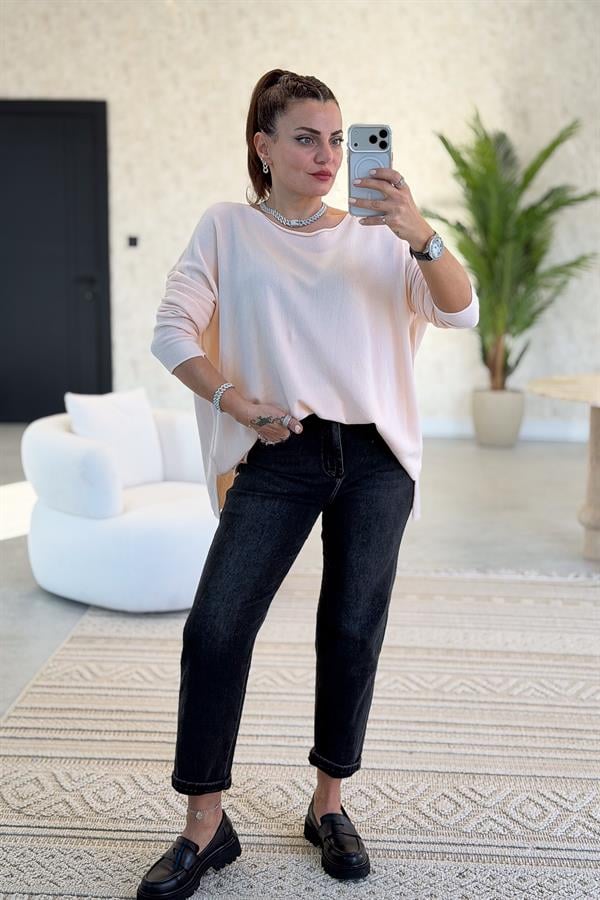 Kayık Yaka Kuzu Yünü Triko Yavru Ağzı Renk