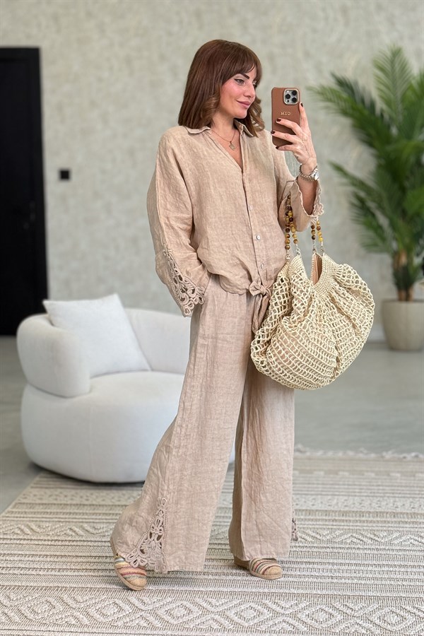 Kenarları Güpür Detaylı Gömlek Pantolon Alt Üst Keten Takım Camel Renk