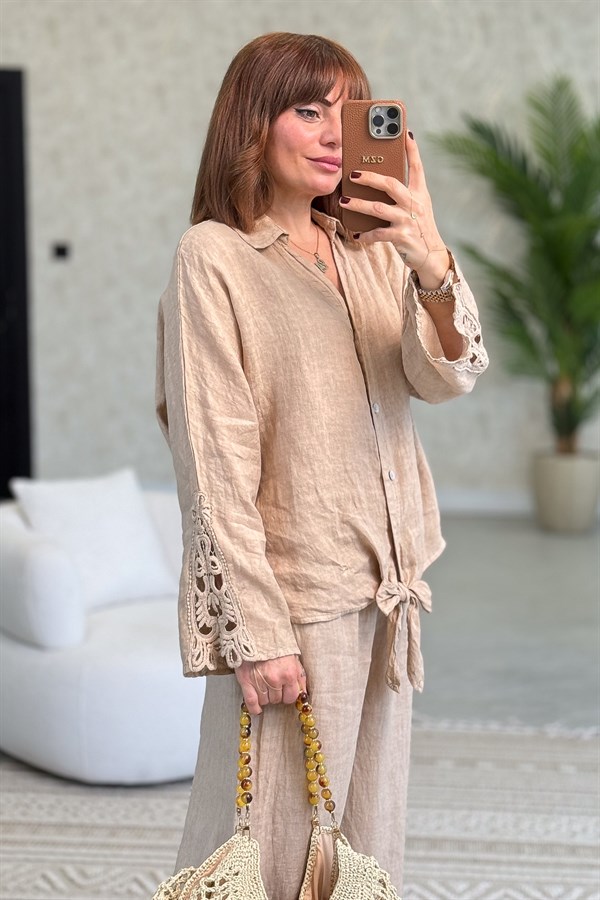 Kenarları Güpür Detaylı Gömlek Pantolon Alt Üst Keten Takım Camel Renk