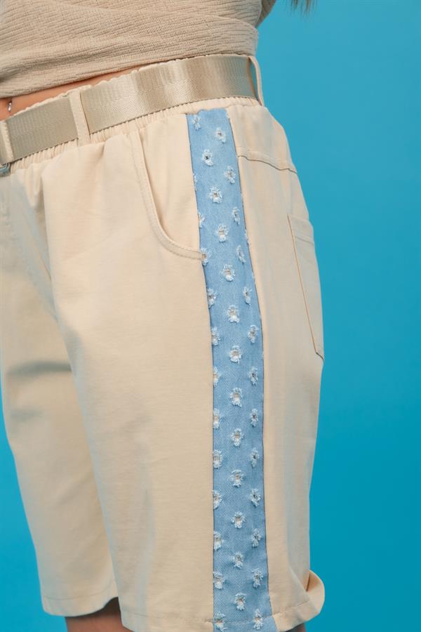 Kot Yama Şeritli Kemerli Likralı Şort Camel Renk