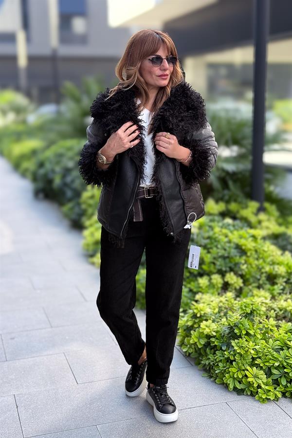 Kot Yamalı Ve Tüylü Mont Siyah Renk