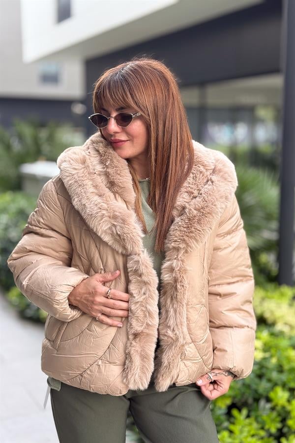 Kürk Yakalı Kalp Cıtcıtlı Mont Camel Renk