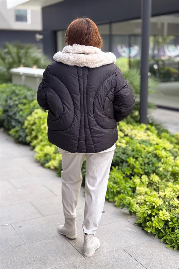 Kürk Yakalı Kalp Cıtcıtlı Mont Siyah Renk