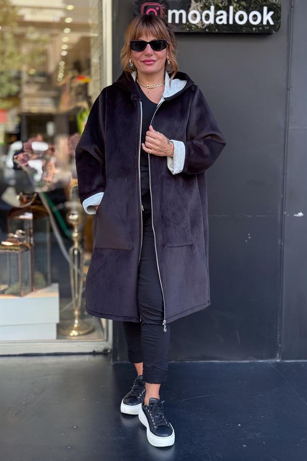 Kuru Kafa Detaylı Polar Kaban Siyah Renk