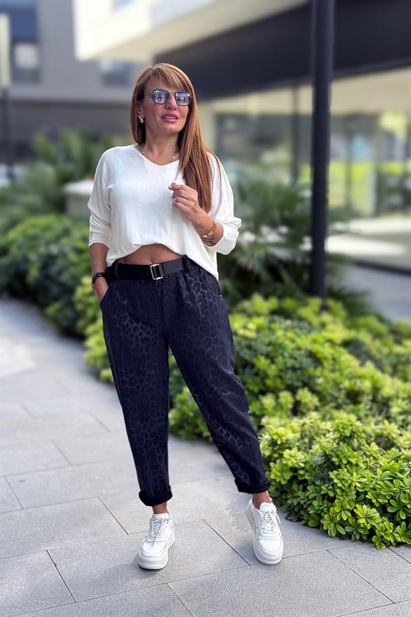 Leopar Desenli Deri Görünümlü Pantolon Lacivert Renk