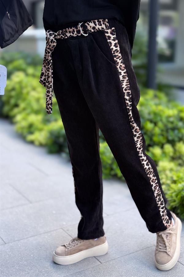 Leopar Kemer Ve Şeritli Pik Detaylı Kadife Pantolon Siyah Renk