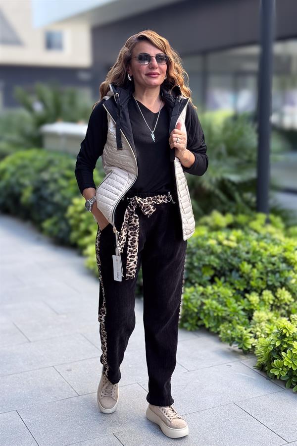 Leopar Kemer Ve Şeritli Pik Detaylı Kadife Pantolon Siyah Renk
