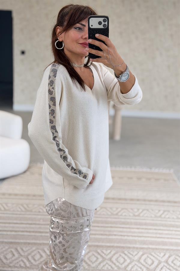 Leopar Taş Şeritli V Yaka Triko Bej Renk