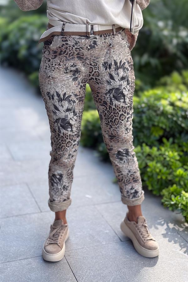 Leopar Ve Çiçek Desenli Likralı Pantolon Bej Renk