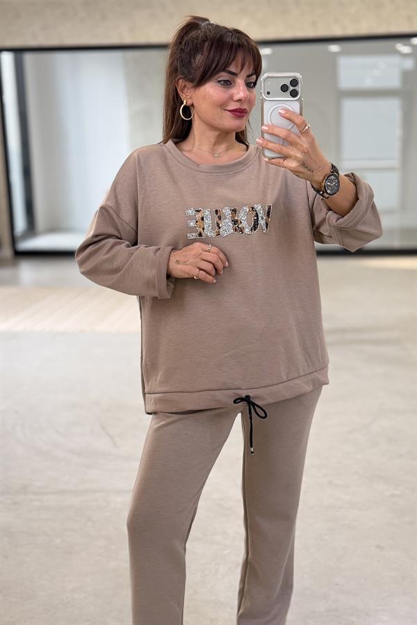 Leopar Ve Taş Yazı Detay Modal Kumaş Eşorfman Takım Camel Renk