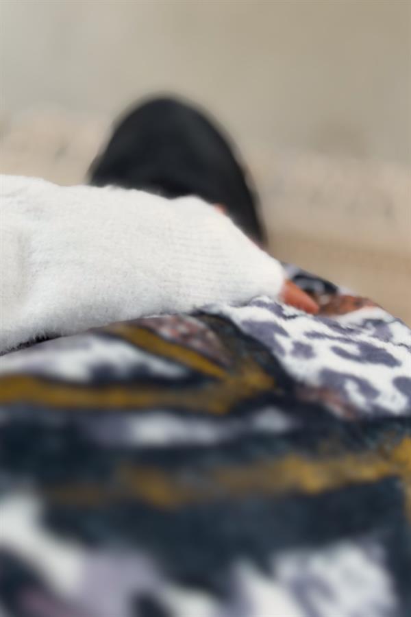 Love Varak Yazılı Angora Kazak Beyaz Renk