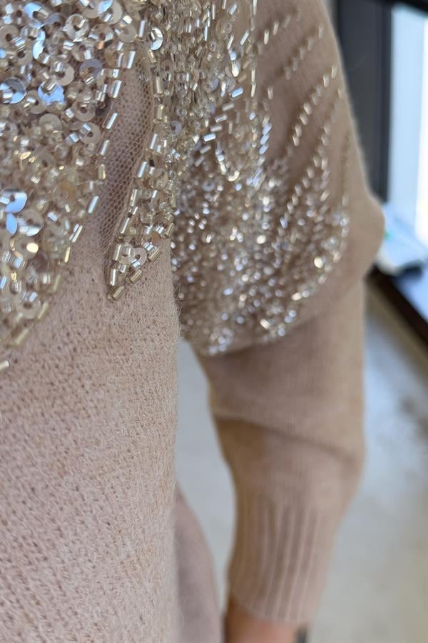 Omuzları Taş Boncuk İşlemeli Premium Kazak Camel Renk