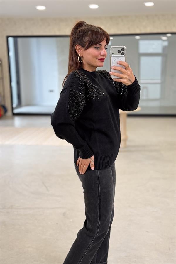 Omuzları Taş Boncuk İşlemeli Premium Kazak Siyah Renk